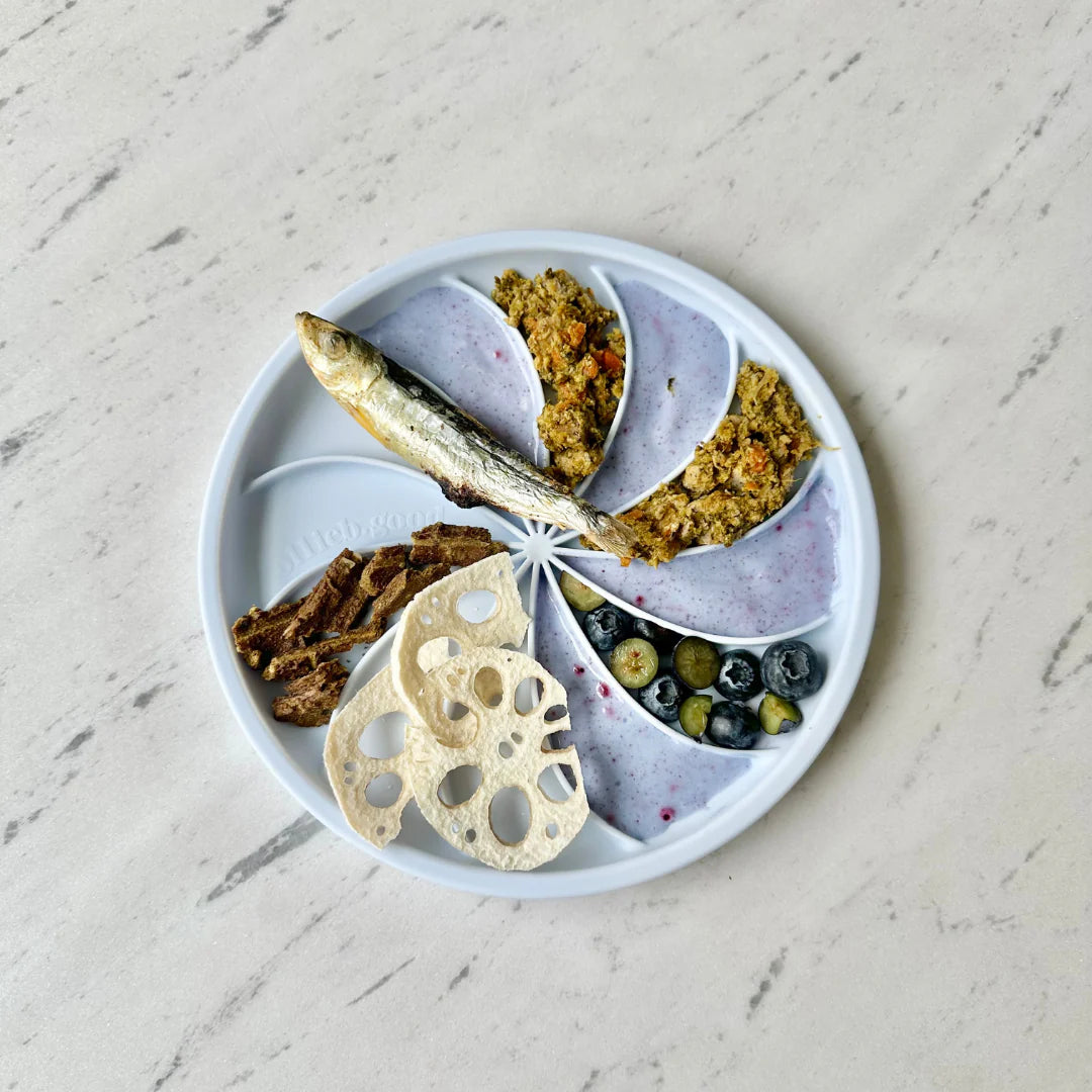 wheelies lick mat & lid | blueberry