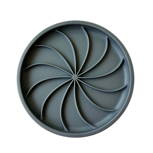 wheelies lick mat & lid | blackberry