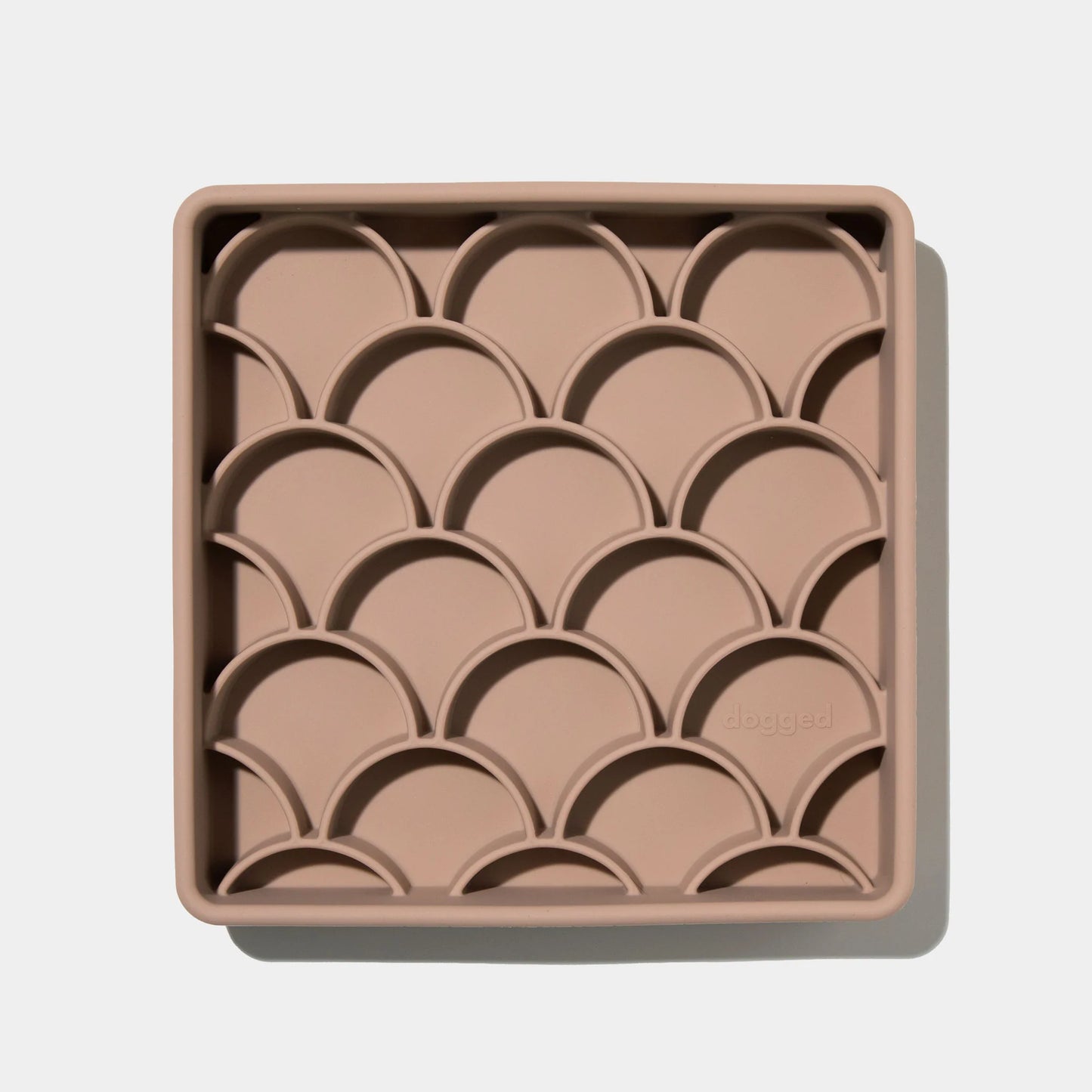 3-in-1 fish scale slow feeder bowl (fig)