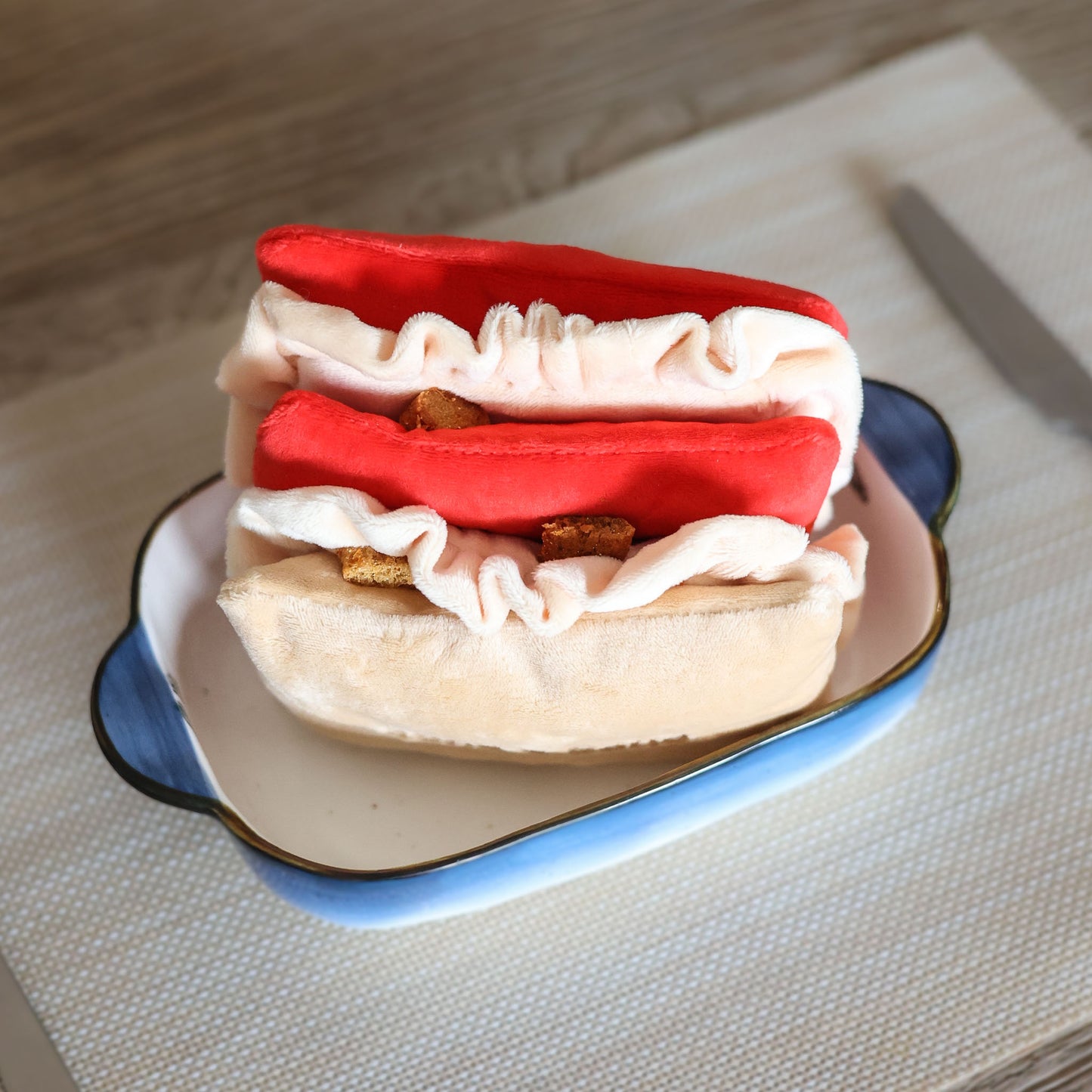 Lasagna Nosework Toy