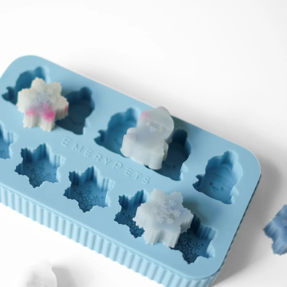 Penguin + Snowflake Treat Mold (Seasonal)