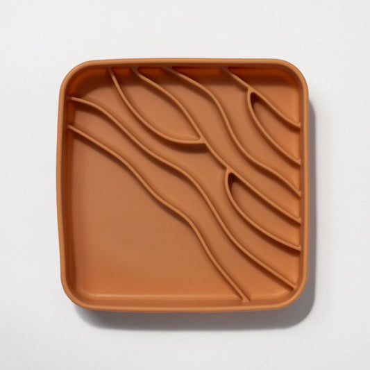 beach slow feeder bowl (nutmeg)