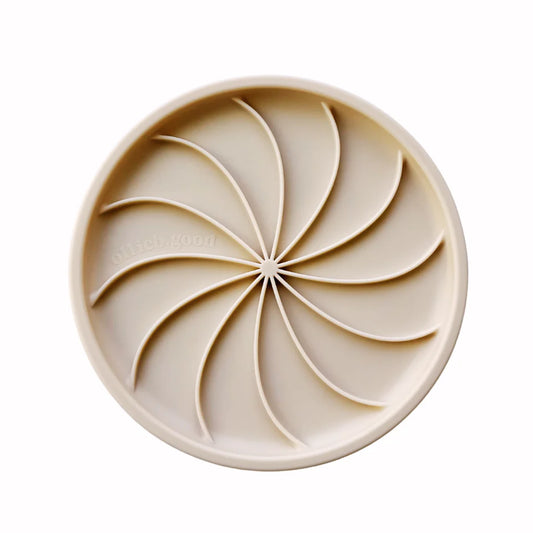 wheelies lick mat & lid | oatmeal