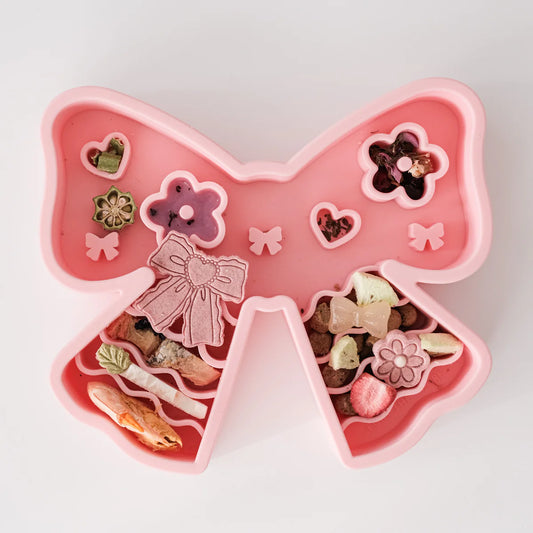 coquette forage feeder in strawberry (pink)