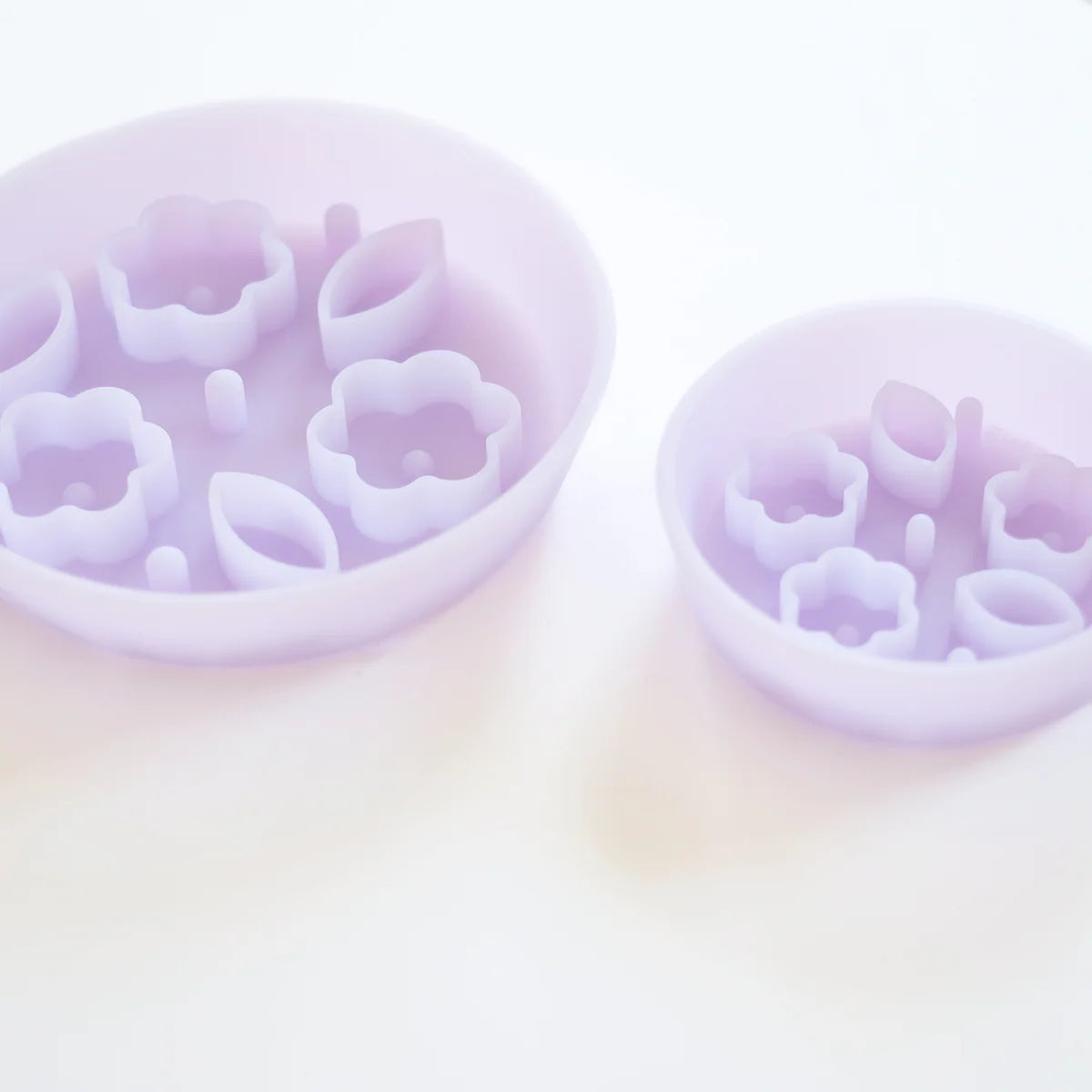 Flower + Leaf Slow Feeder Bowl (Translucent Purple)