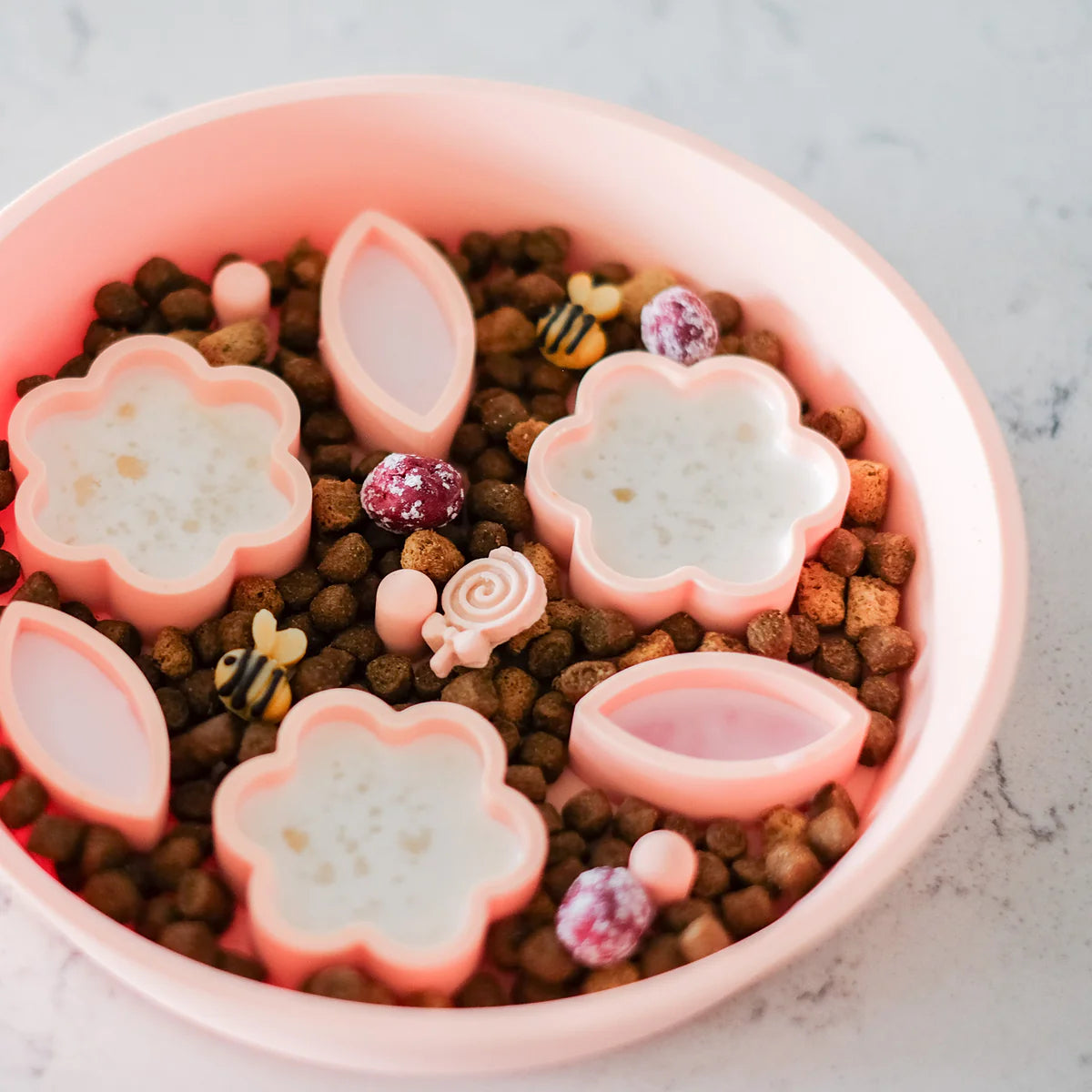 Flower + Leaf Slow Feeder Bowl (Peach)